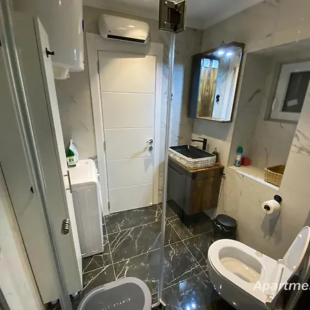 M Apartment *