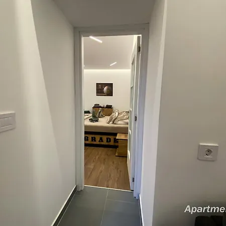 Apartment M *